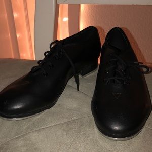 Tap shoes